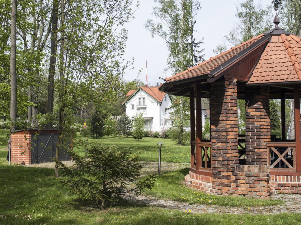 Hotel U Parku Horovice Exterior photo